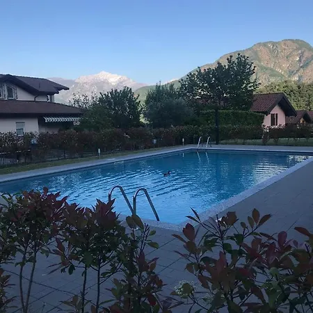 Gloria Lago Di Como 펜션 *